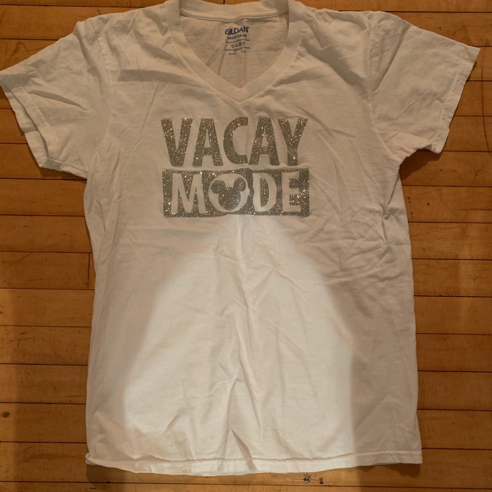 Vacay mode Disney shirt